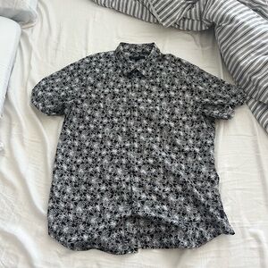 John Varvatos Large Short Sleeve Button Down (black and white floral)